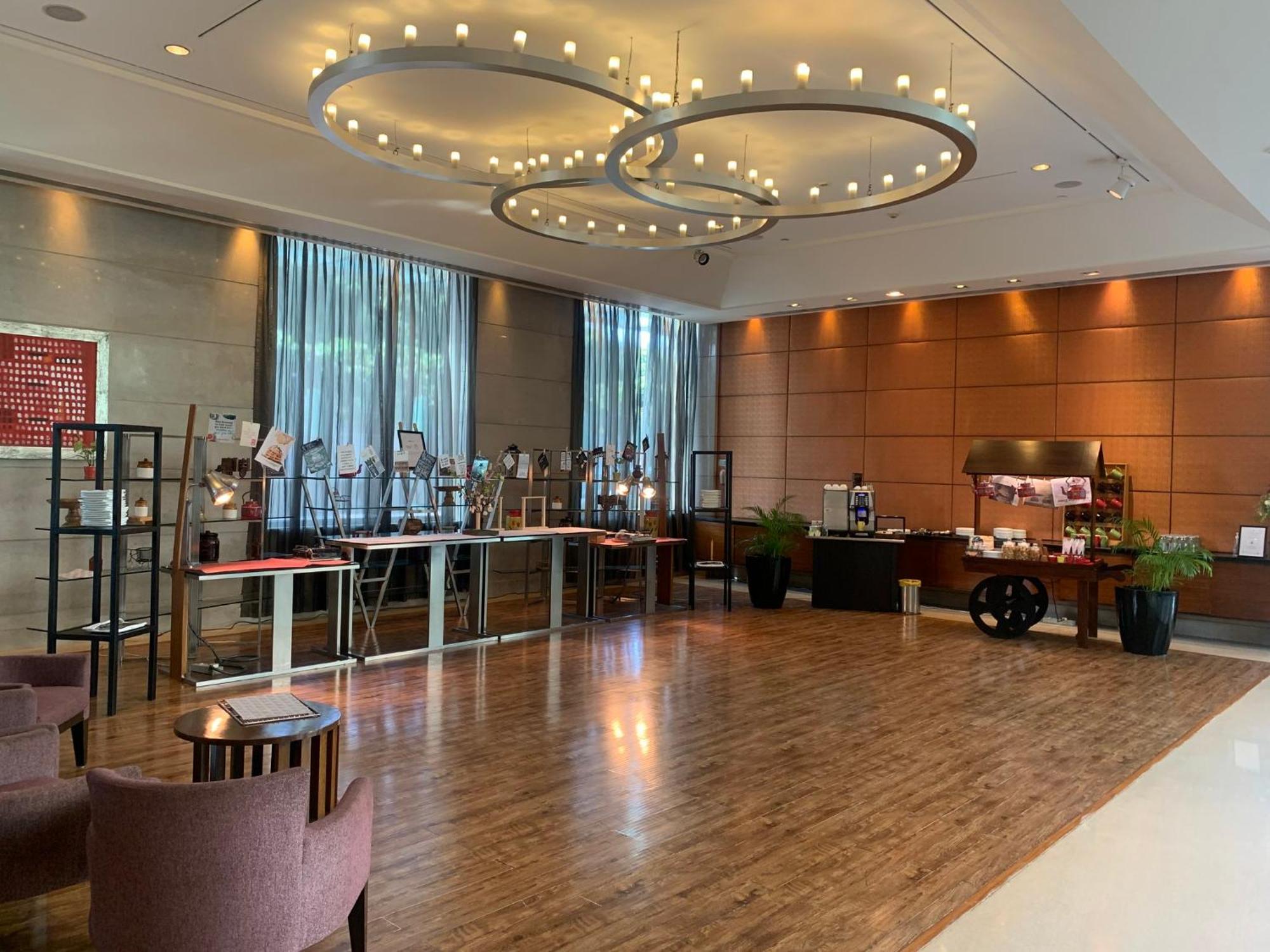 Crowne Plaza Today Gurugram By Ihg Gurgaon Exterior foto